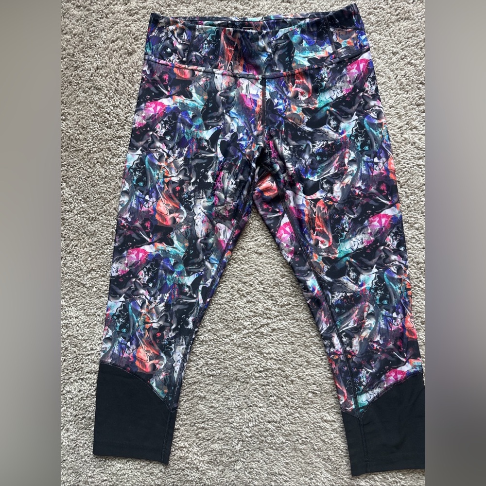Lole Chelsea Capri Colorful Yoga Pant Size Medium
